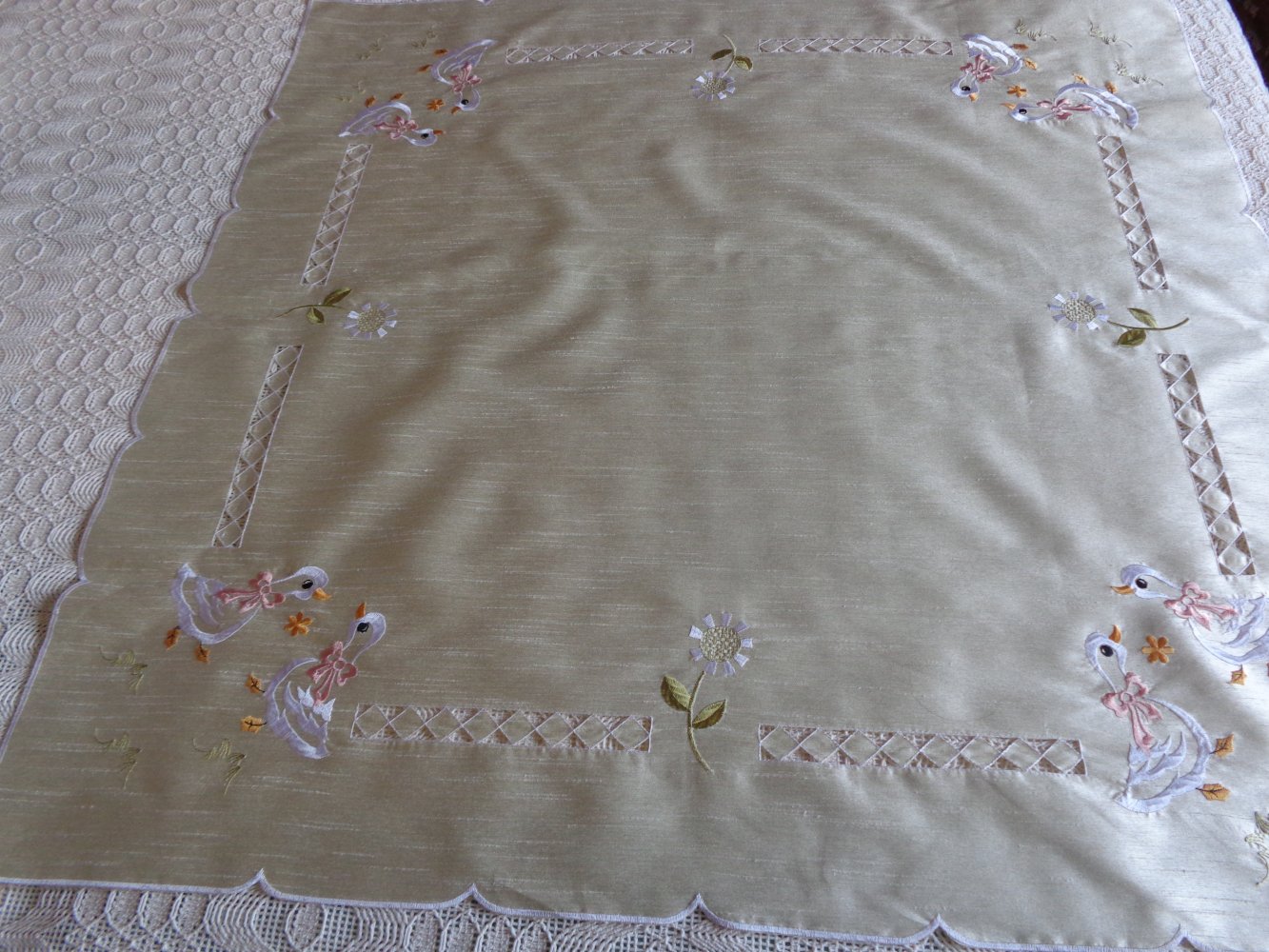 Tischleinen - Mitteldecke, Decke, Tischdecke, ca. 85 x 85 cm, Osterzeit/Frühjahr