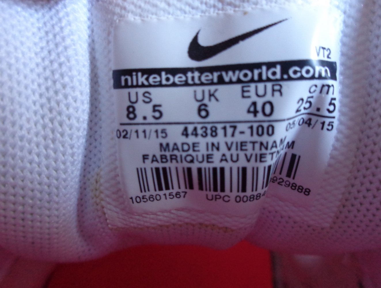 Sneaker, Turnschuhe, NIKE Air Max, Gr. 40, weiß/teilw. Lack, 75 Euro VB