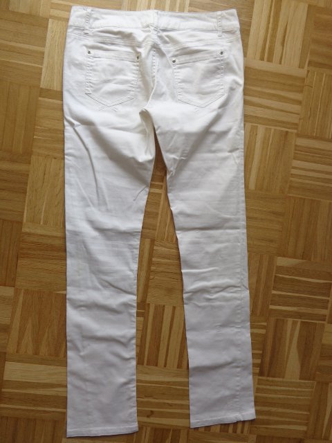 #Hose Jeans/jeansartig, dünnerer Stoff, Gr. 36 bzw. ca. Gr. S, weiß, Amisu