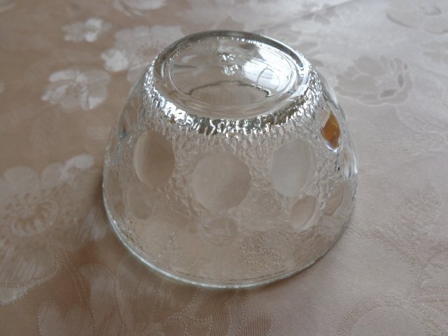 Vintage - Glasschale, Glasschüssel, klein, Durchm. ca. 11, 5 cm, 1,00 Euro