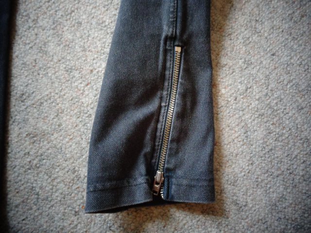 #Jeggings schwarz, Gr. M bzw. ca. Gr. 38, RV