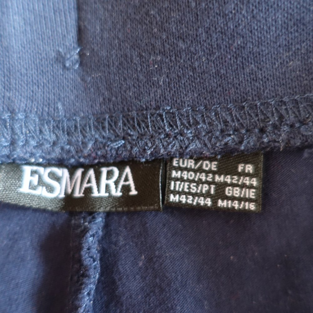 Caprihose - Hose - dunkelblau, Gr. M bzw. ca. Gr. 40, Esmara