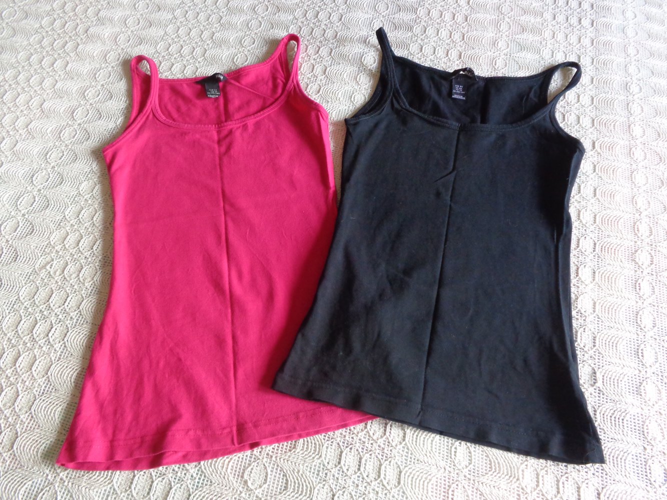 Vintage - Tops, Trägerhemden, Gr. XS bzw. ca. Gr. 34, 2 Stück 6,00 Euro, H&M