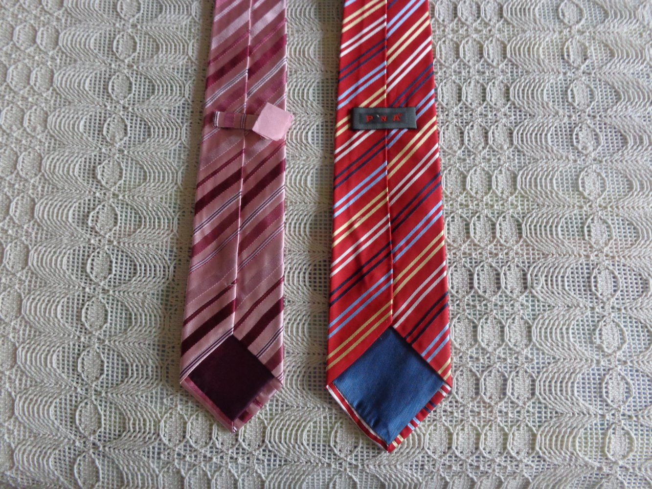 #Vintage - Krawatten Seidenkrawatten, 2 Stück 18,00, einzeln je Stück 10 Euro
