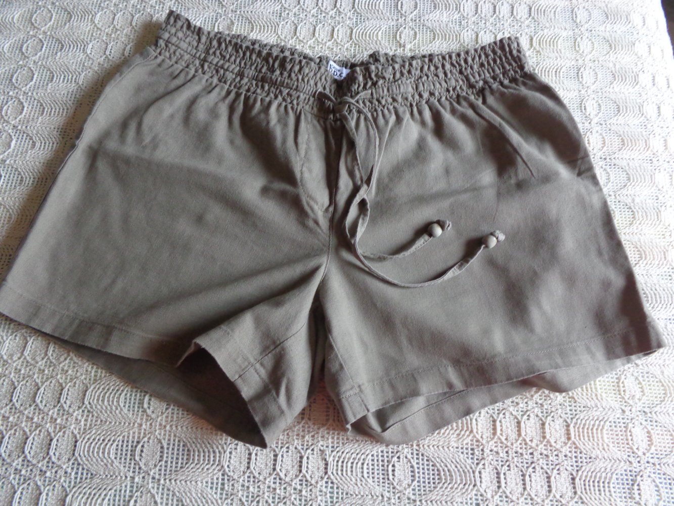 Shorts, Leinenshorts, kurze Hose, Hot Pant, oliv, Gr. 38, Bonprix