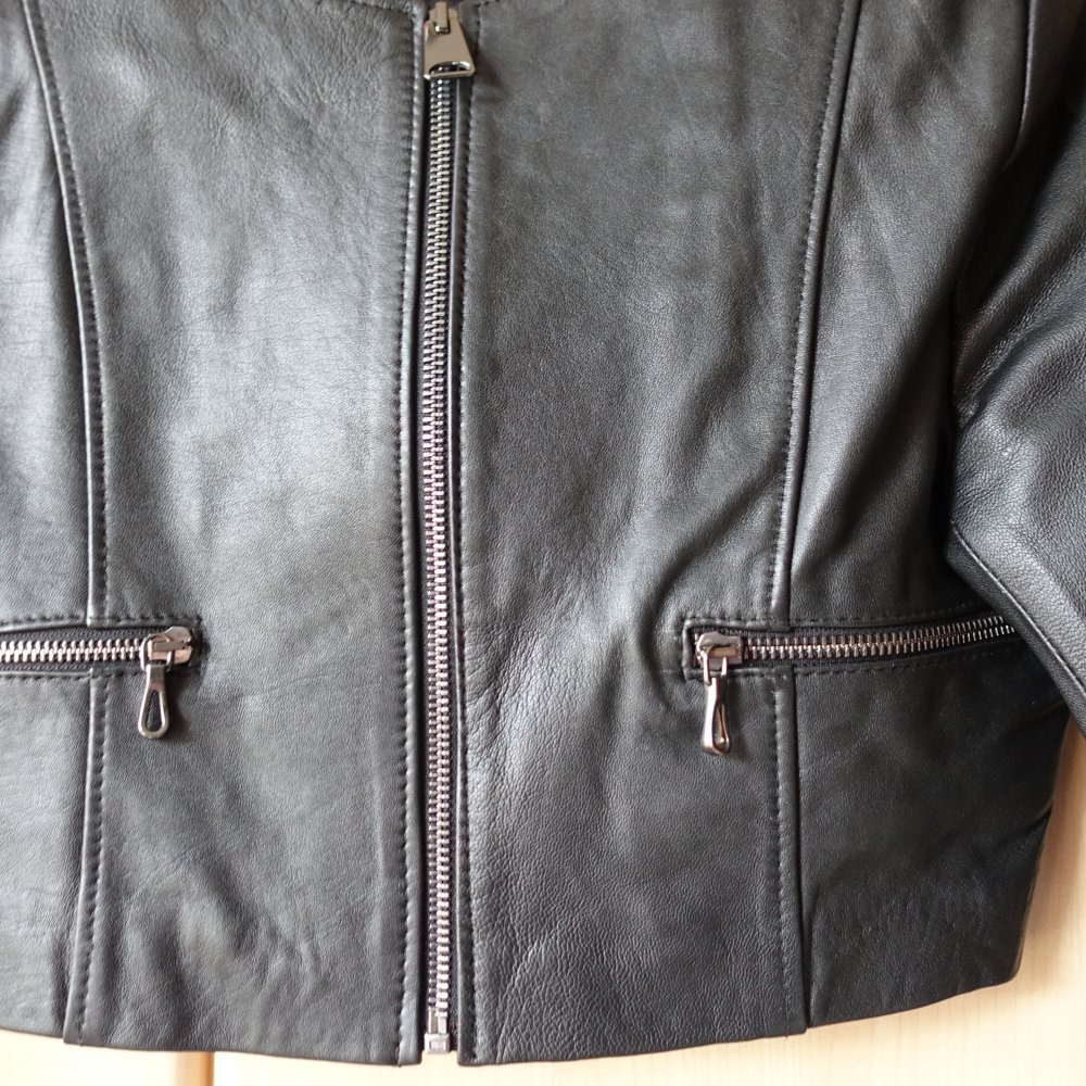 Jacke, Bolero, echt Leder, ca. Gr. 34/36 bzw. ca. Gr. XS/S, neu, nicht getragen, schwarz