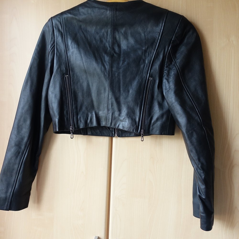 Jacke, Bolero, echt Leder, ca. Gr. 34/36 bzw. ca. Gr. XS/S, neu, nicht getragen, schwarz