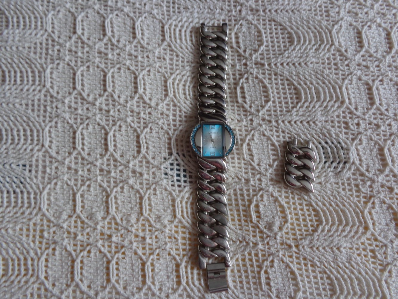 #Uhr, Quartz-Armbanduhr, Damen, silberfarben/türkis, nickelfrei, Marke: Excellanc