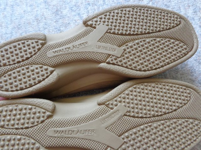 NEU Damenschuhe Waldläufer Gr. 5 bzw. Gr. 38 beige Leder, Fußbett