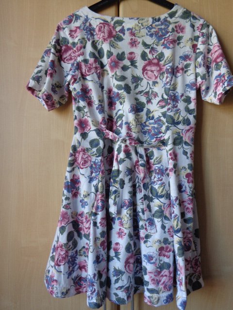 Kleid Swinger-Kleid, Blumen-Kleid, Gr. 152