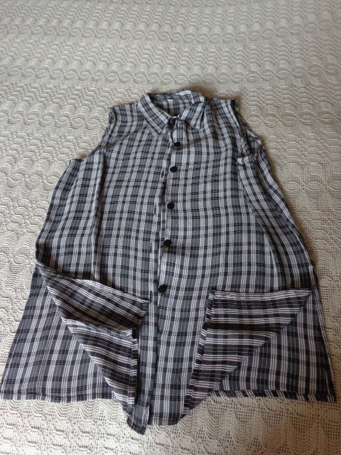 #Vintage Bluse ärmellos, lange Form, Gr. 36/38 bzw. ca. Gr. S/M, schwarz/weiß