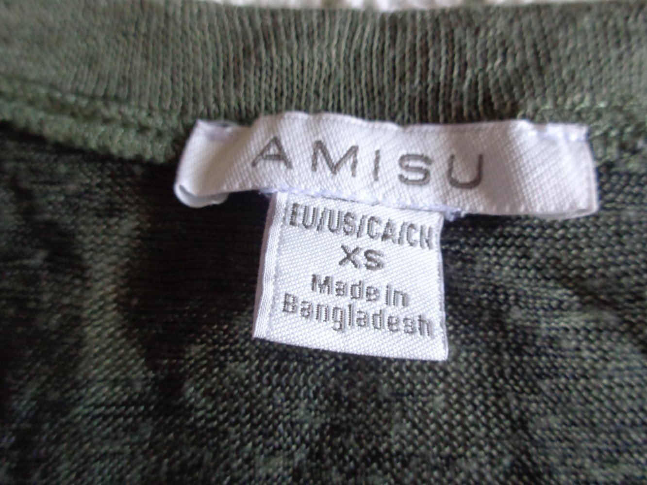 #Vintage - Shirt, Feinstrick, Gr. XS bzw. ca. Gr. 34, khaki, Amisu