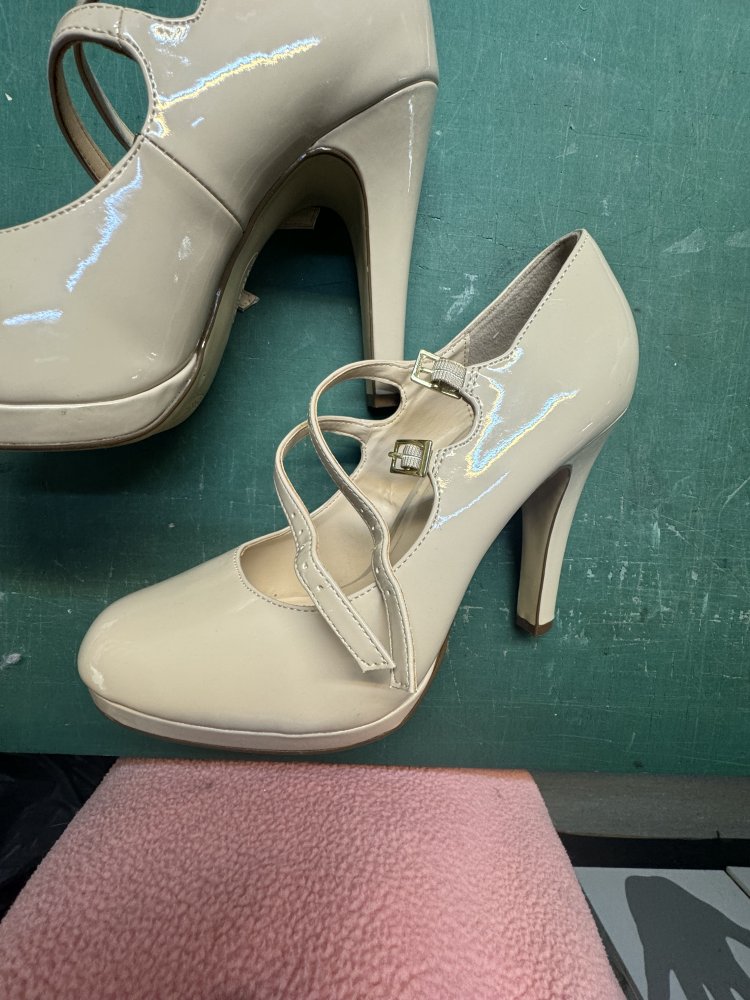 High heels Lack 