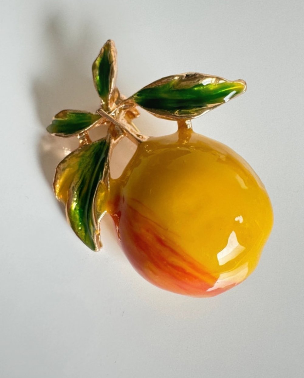 Mango Brosche 