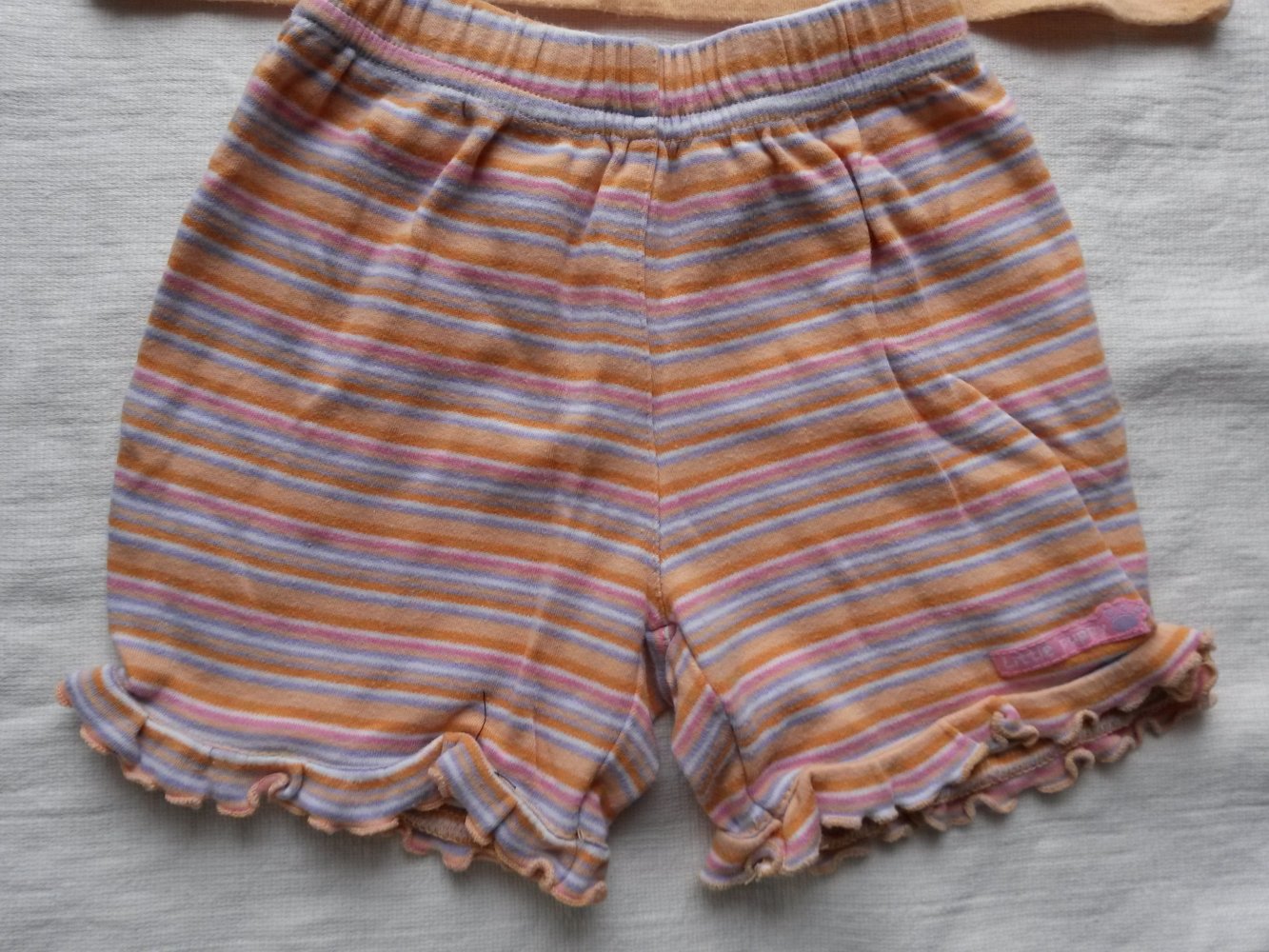 Set Shirt/ Top und Shorts in Gr. 68