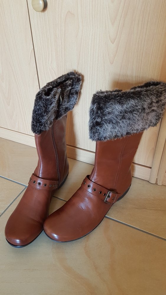 neue braune Stiefel Gr. 40 (6,5) von Caprice