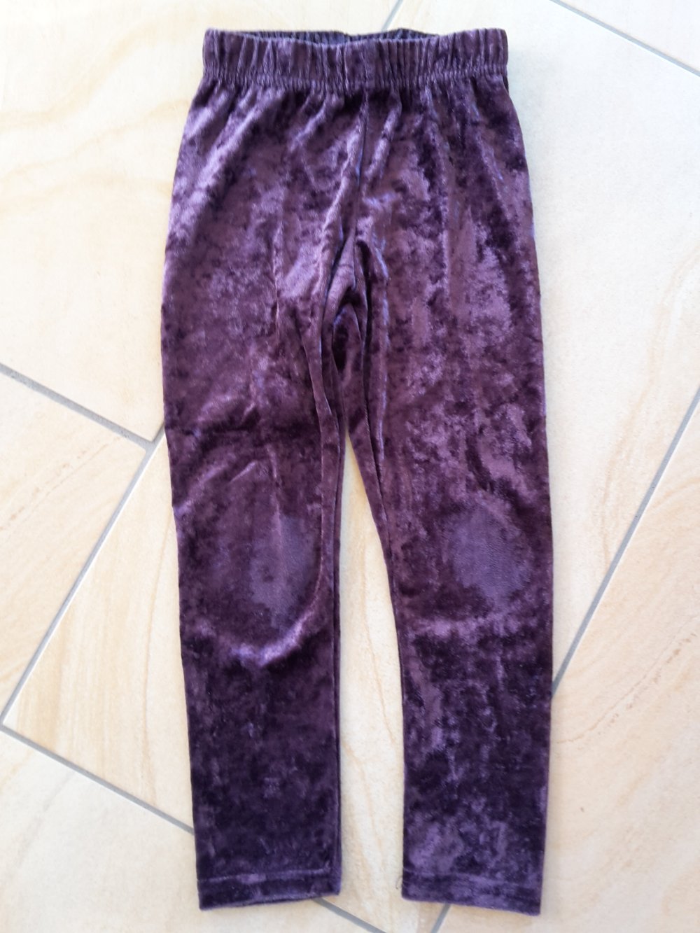 Samtleggings lila in Gr. 104