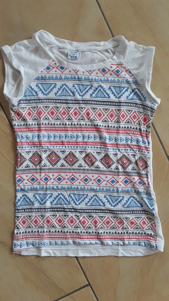 T-Shirt Gr. 134/140 