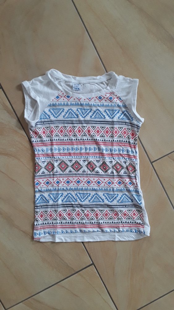 T-Shirt Gr. 134/140 