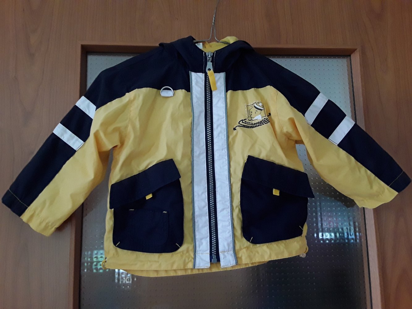 dünne Jacke in Gr. 86