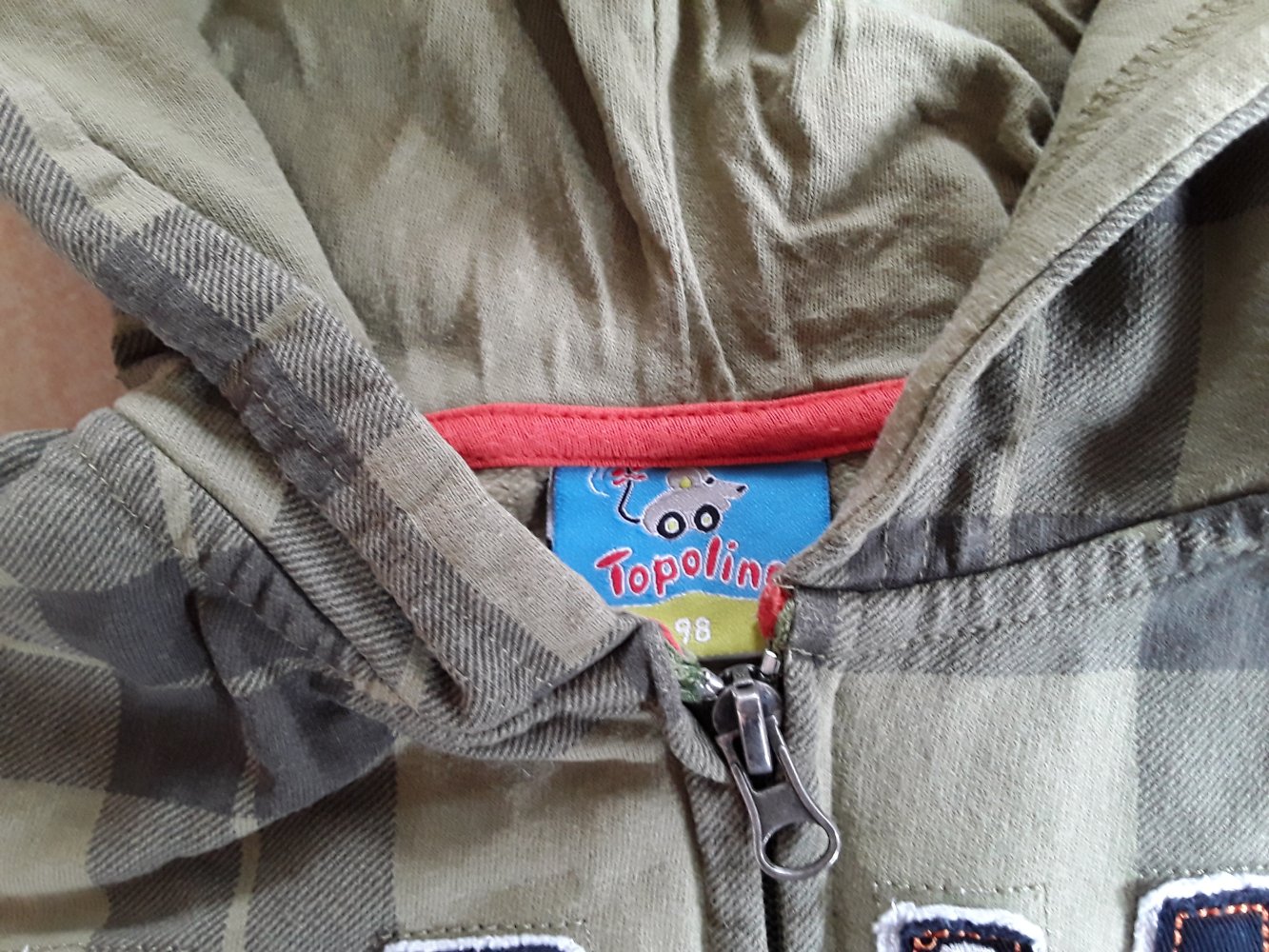 khakifarbene Swaetjacke in Gr. 98 von Topolino