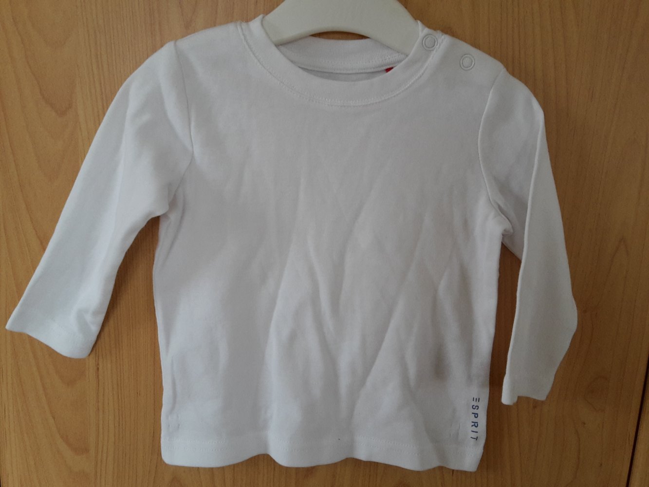 kaum getragenes LAShirt von Esprit in Gr. 74