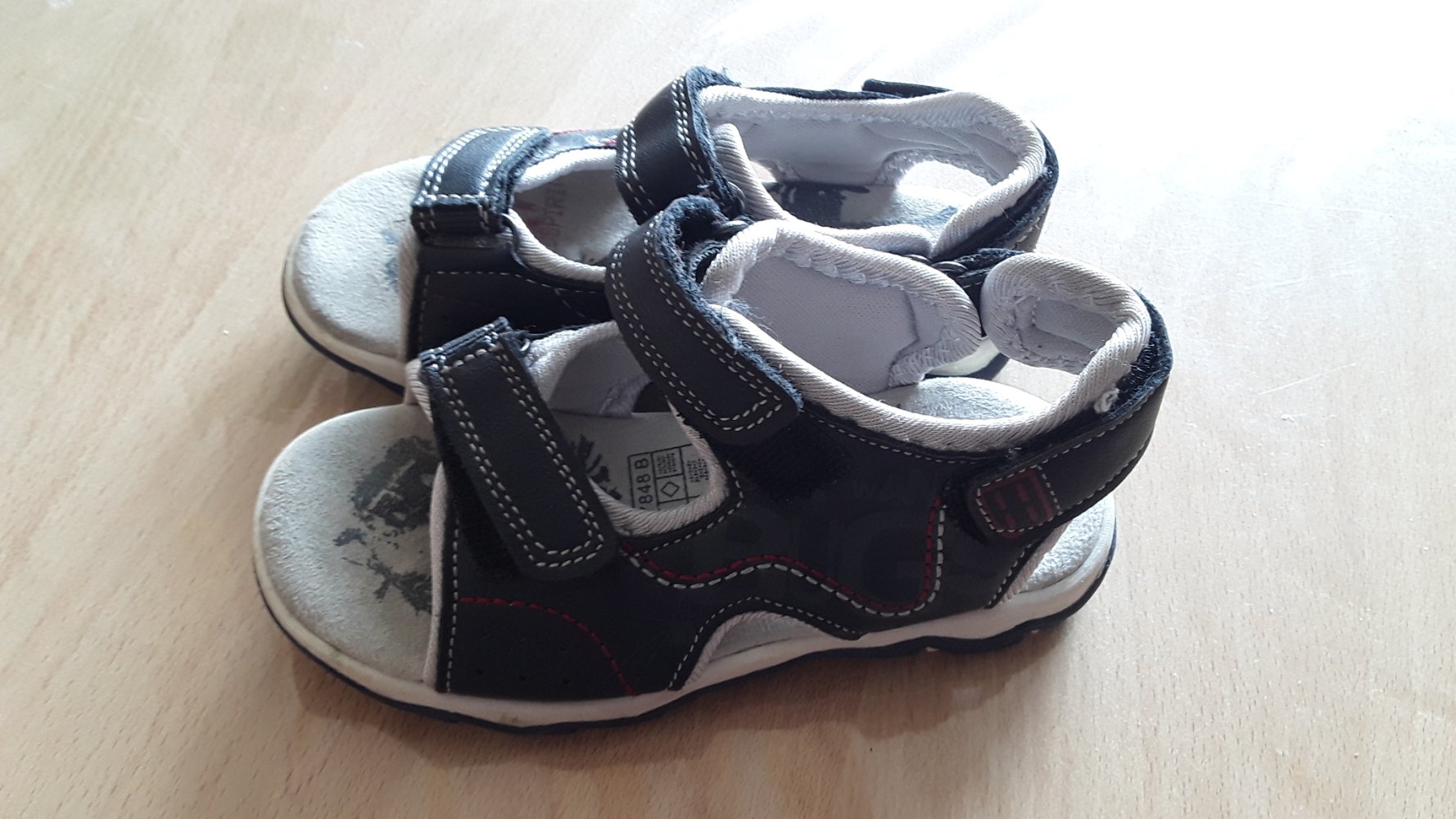 Sandalen in Gr. 24