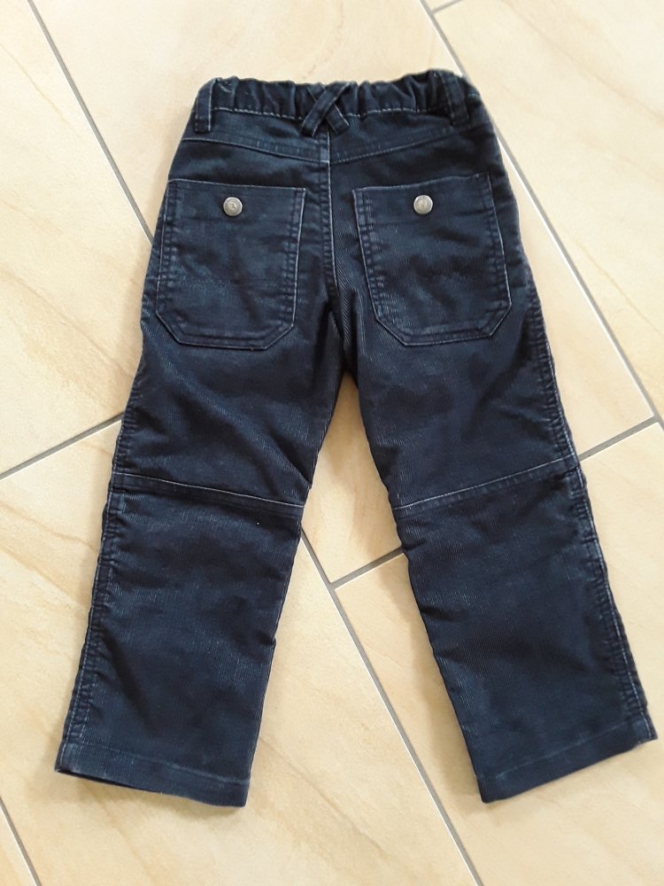 anthrazitfarbene Cordhose in Gr. 98