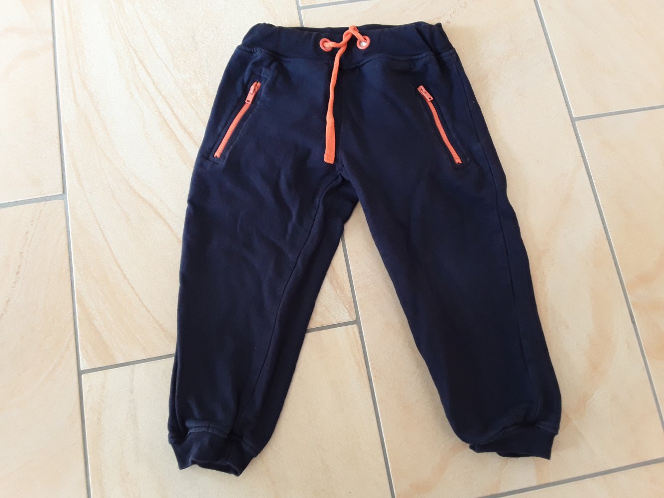 dunkelblaue Jogginghose in Gr. 98 von Bon Prix
