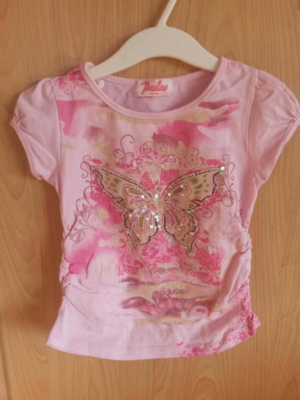 schönes T-Shirt in Gr. 98/104