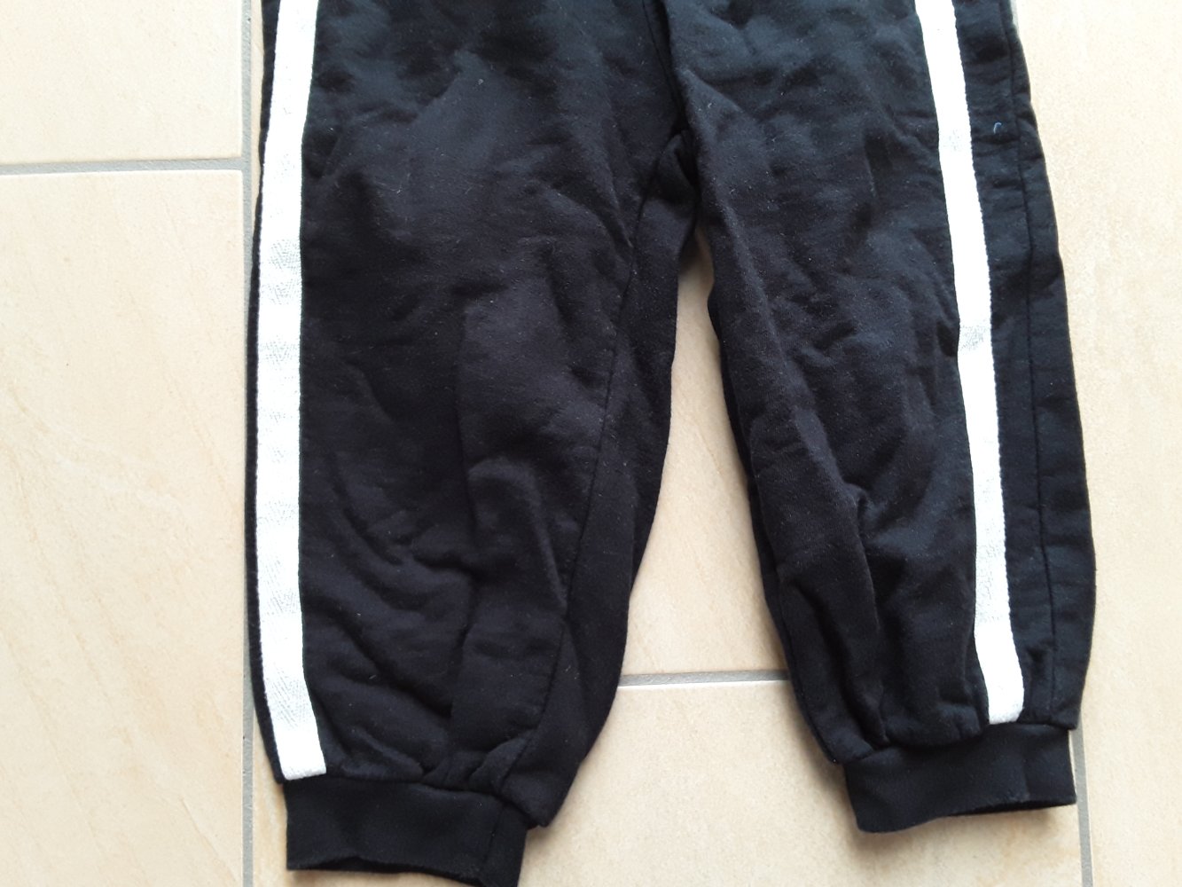 schwarze Jogginghose in Gr. 86 von bpc