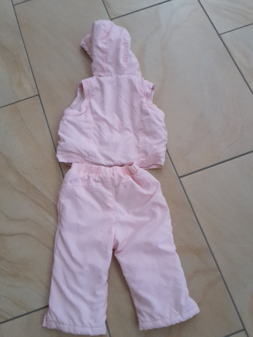Set Weste und Hose v. C&A in Gr. 80