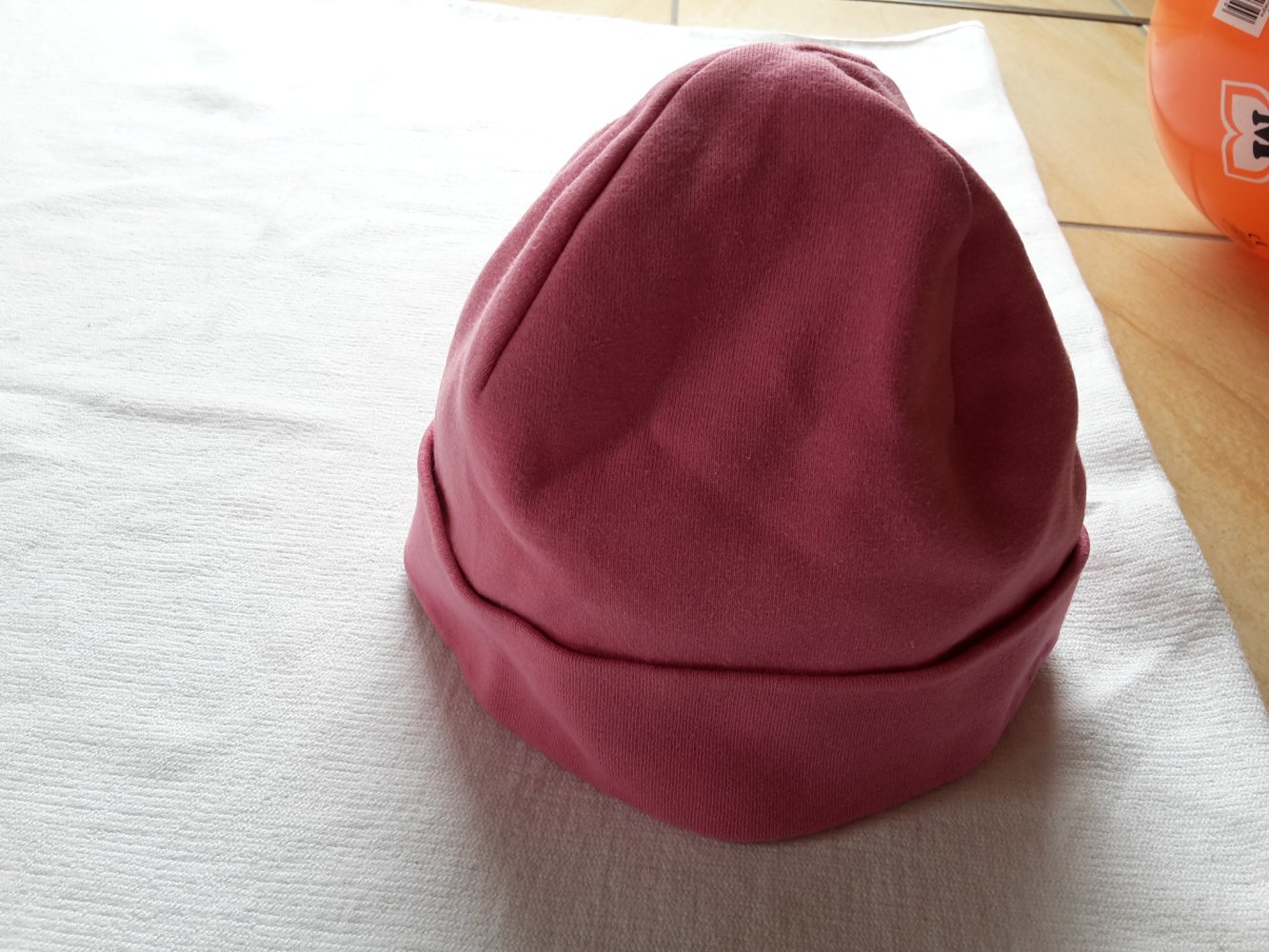 pinkfarbene Mütze in Gr. 98