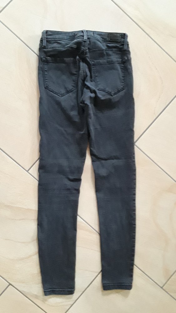 schwarze Jeans in Gr. 32 von Tally Weijl