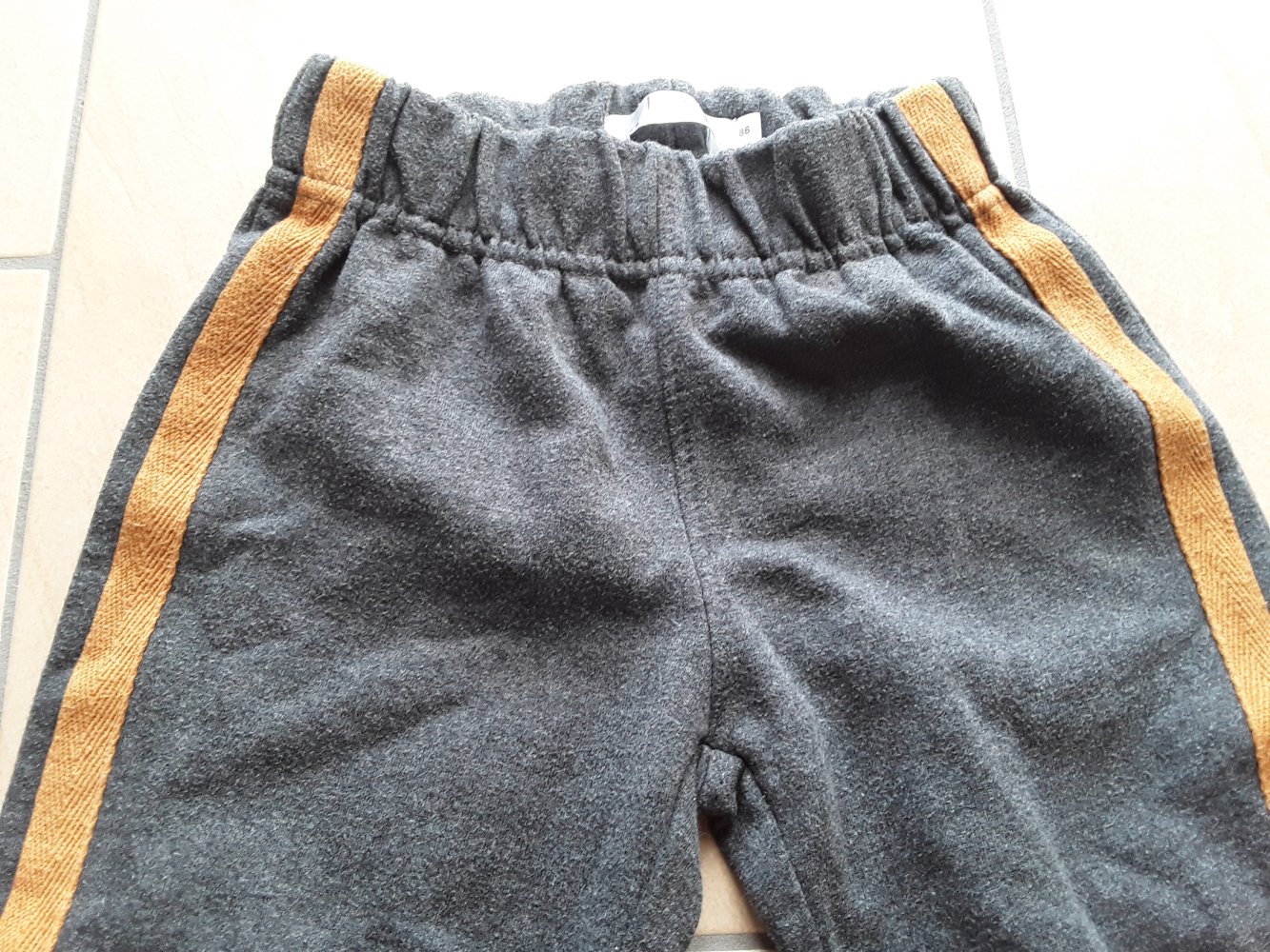dunkelgraue Jogginghose in Gr. 86 von bpc