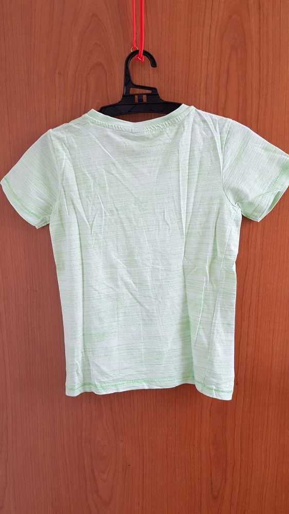 hellgrün-weiß gestreiftes T-Shirt Gr. 122 dopodopo