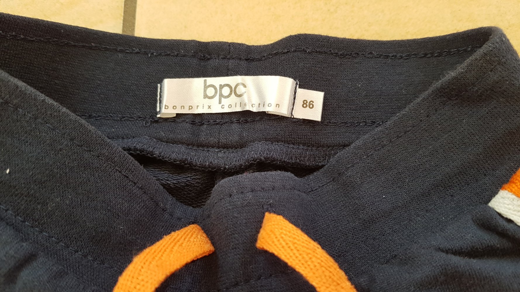blaue kurze Hose / Shorts in Gr. 86 von bon Prix