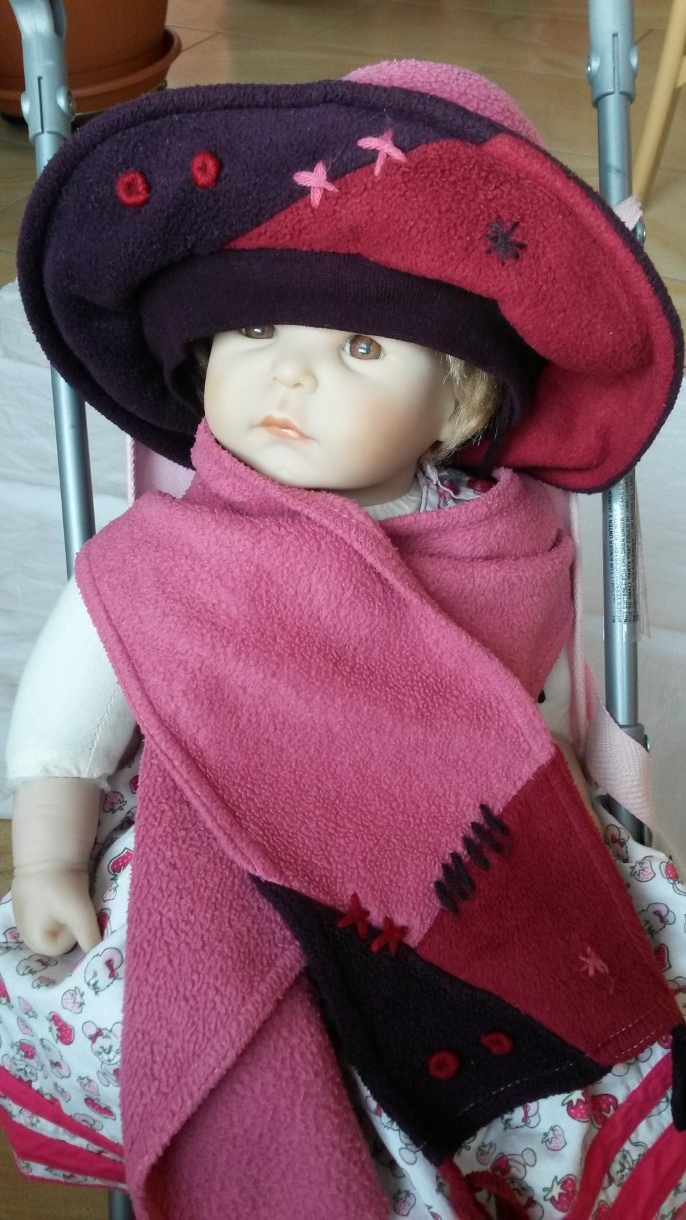 Set aus Fleece Mütze / Hut und Schal
