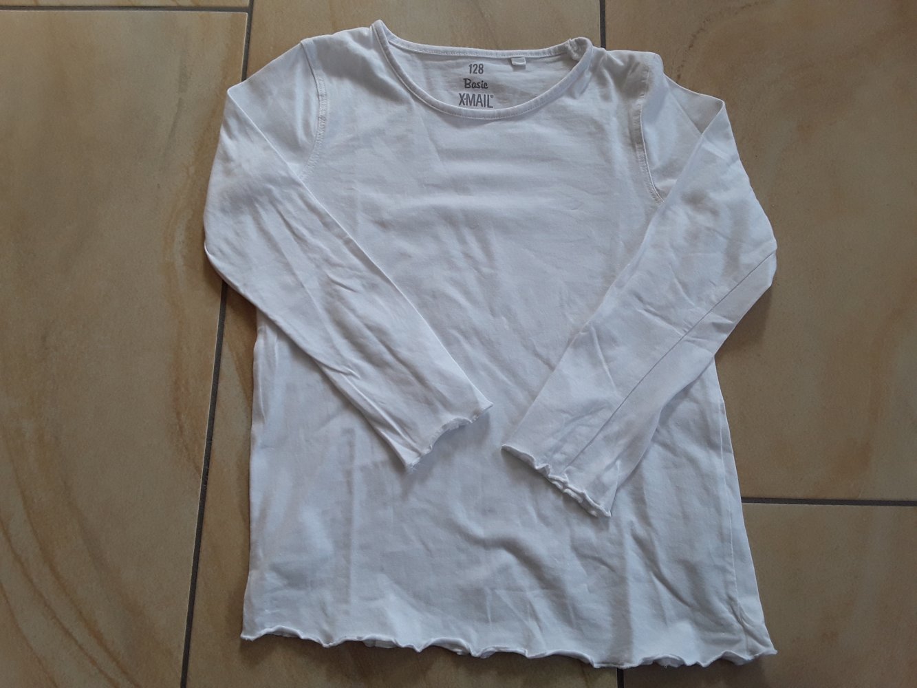weißes LAShirt 128