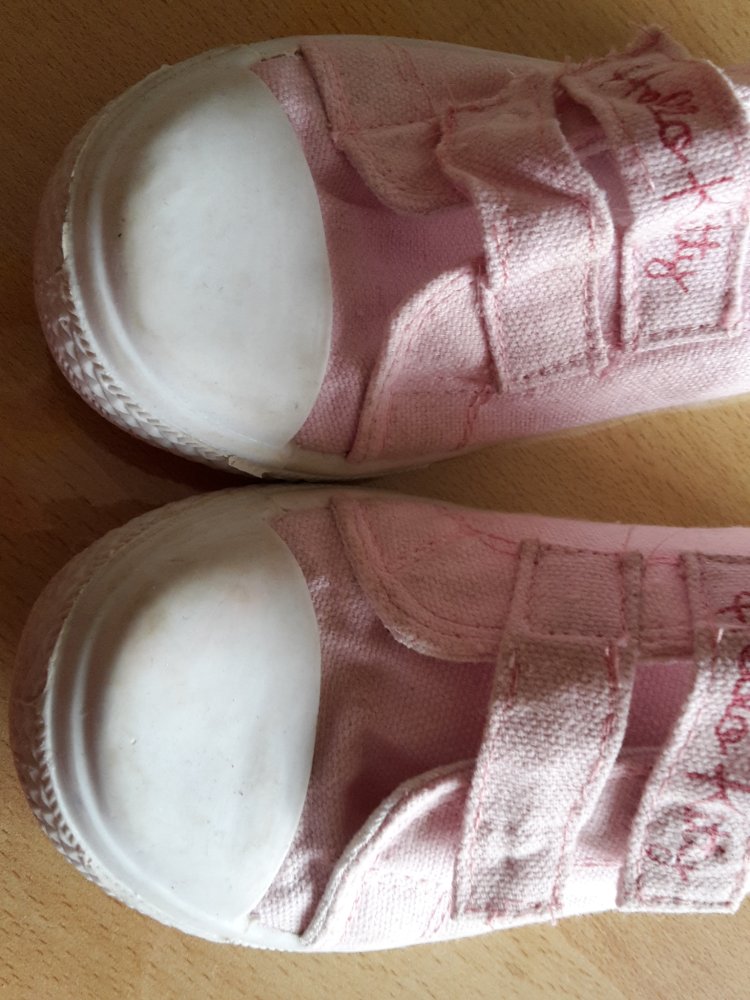 Hello Kitty Sneaker/ Turnschuhe in Gr. 26