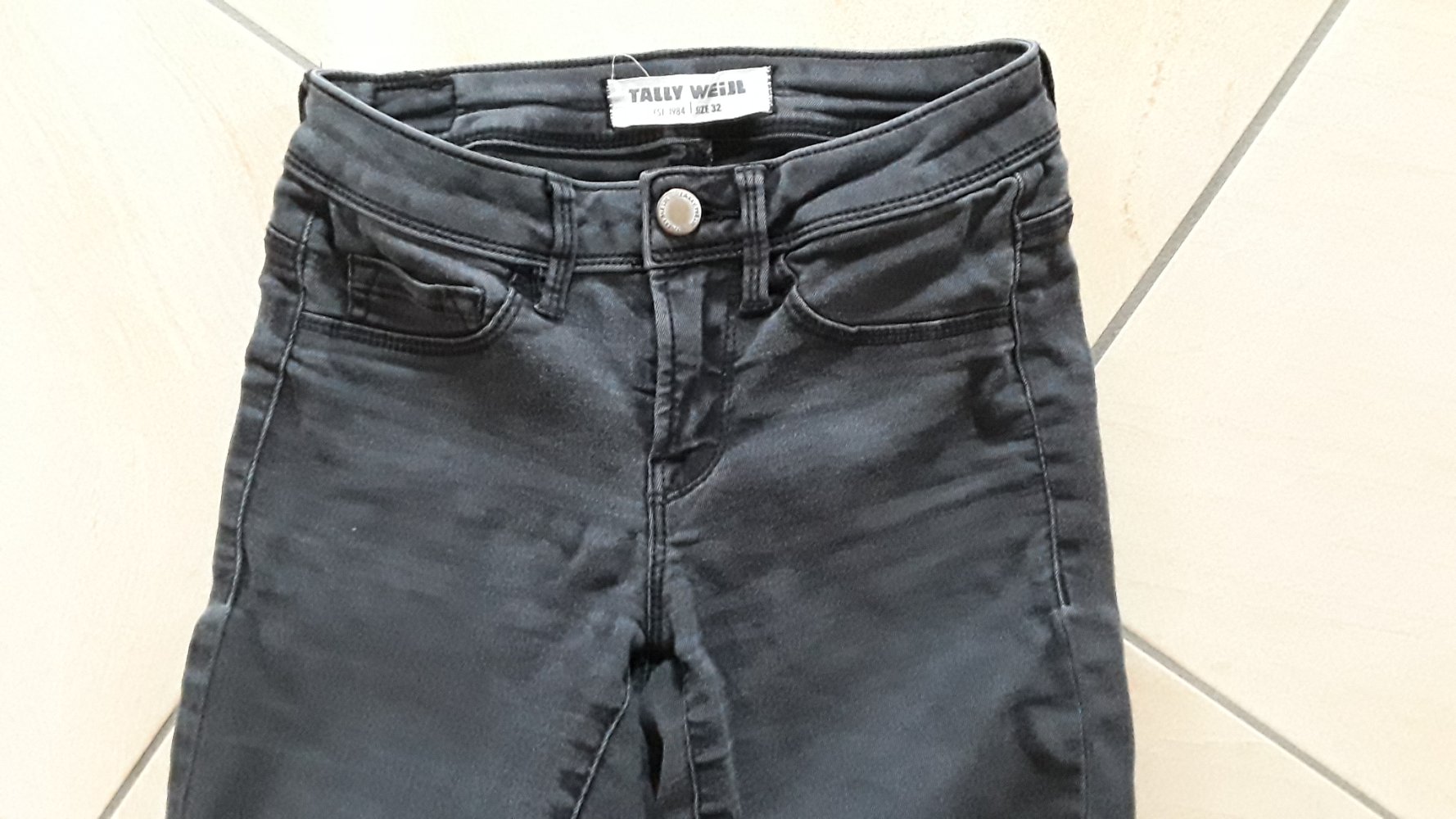 schwarze Jeans in Gr. 32 von Tally Weijl