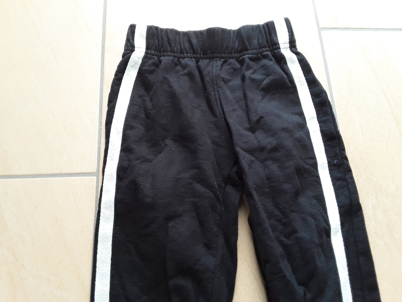 schwarze Jogginghose in Gr. 86 von bpc