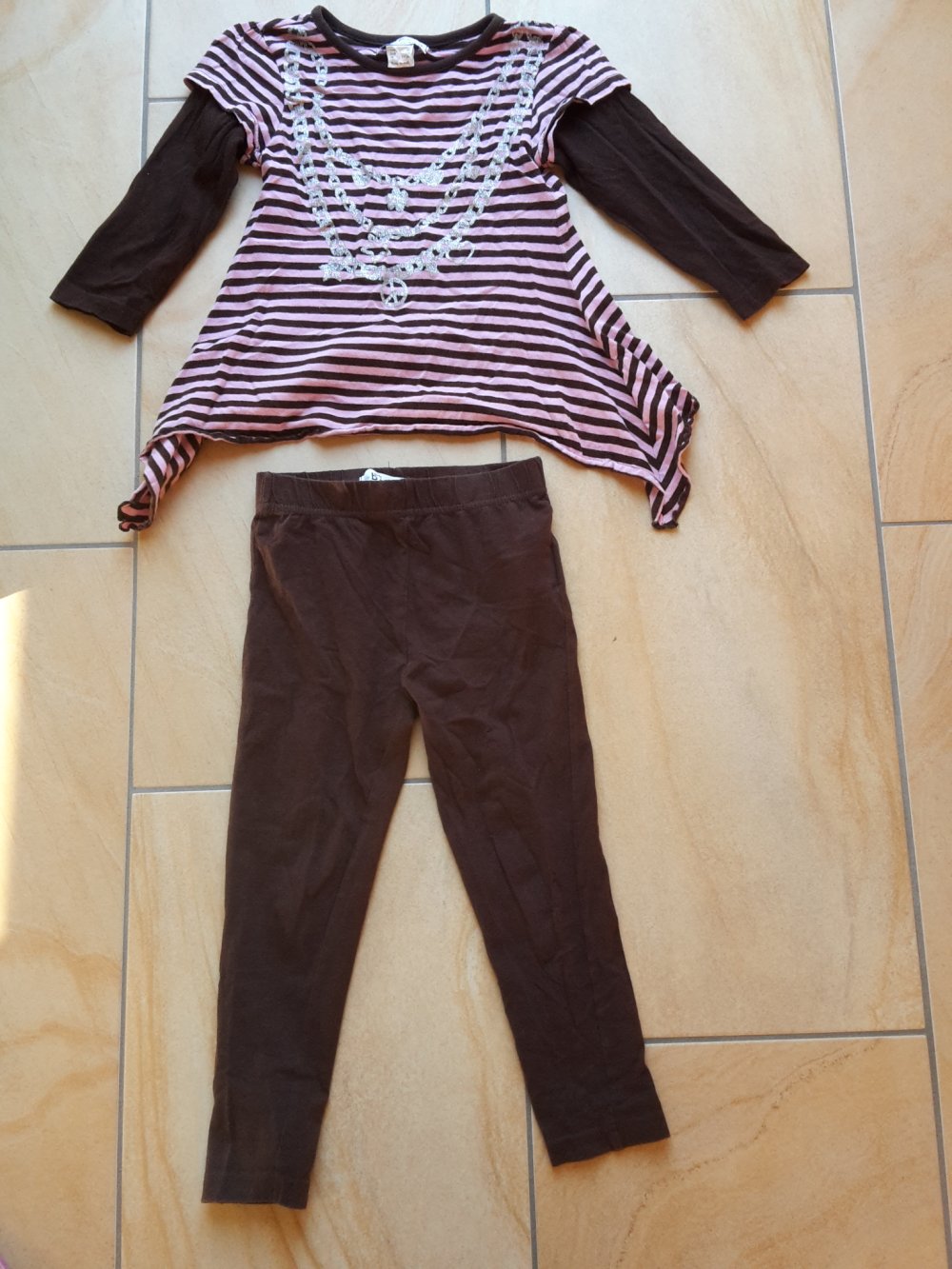 tolles Set (Tunika + Leggings) in Gr. 104 von b.p.c.