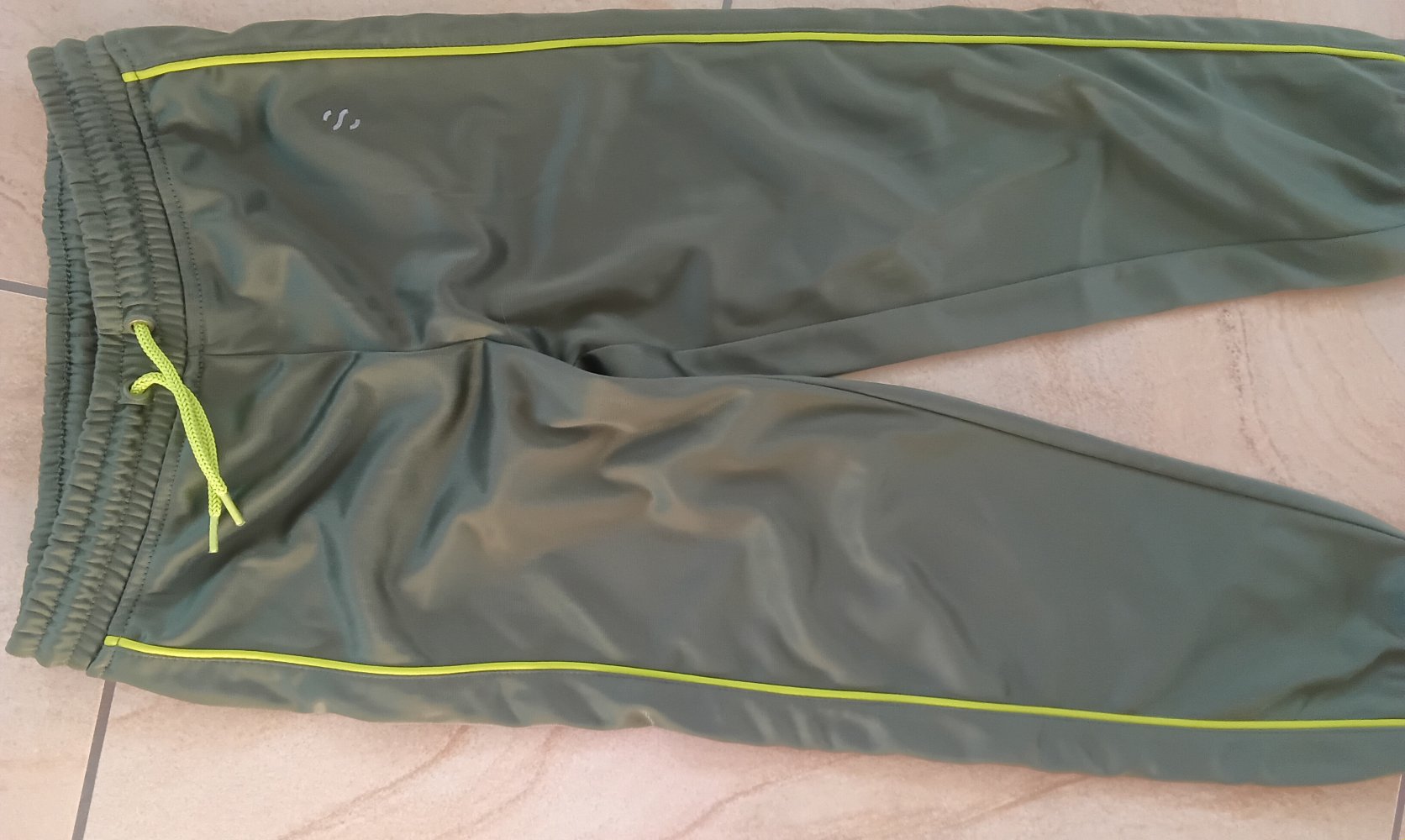 Jogginghose Gr. 110/116 von H&M