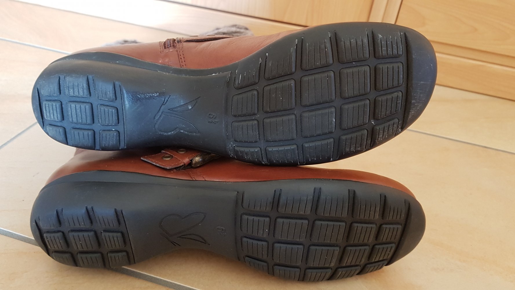 neue braune Stiefel Gr. 40 (6,5) von Caprice