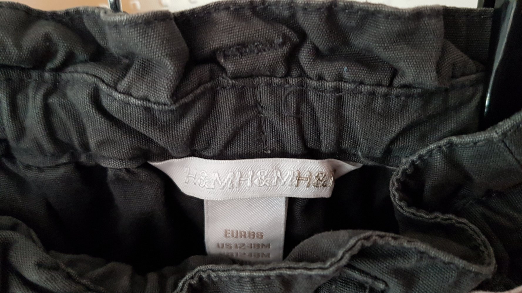 anthrazitfarbener Rock in Gr. 86 von H&M