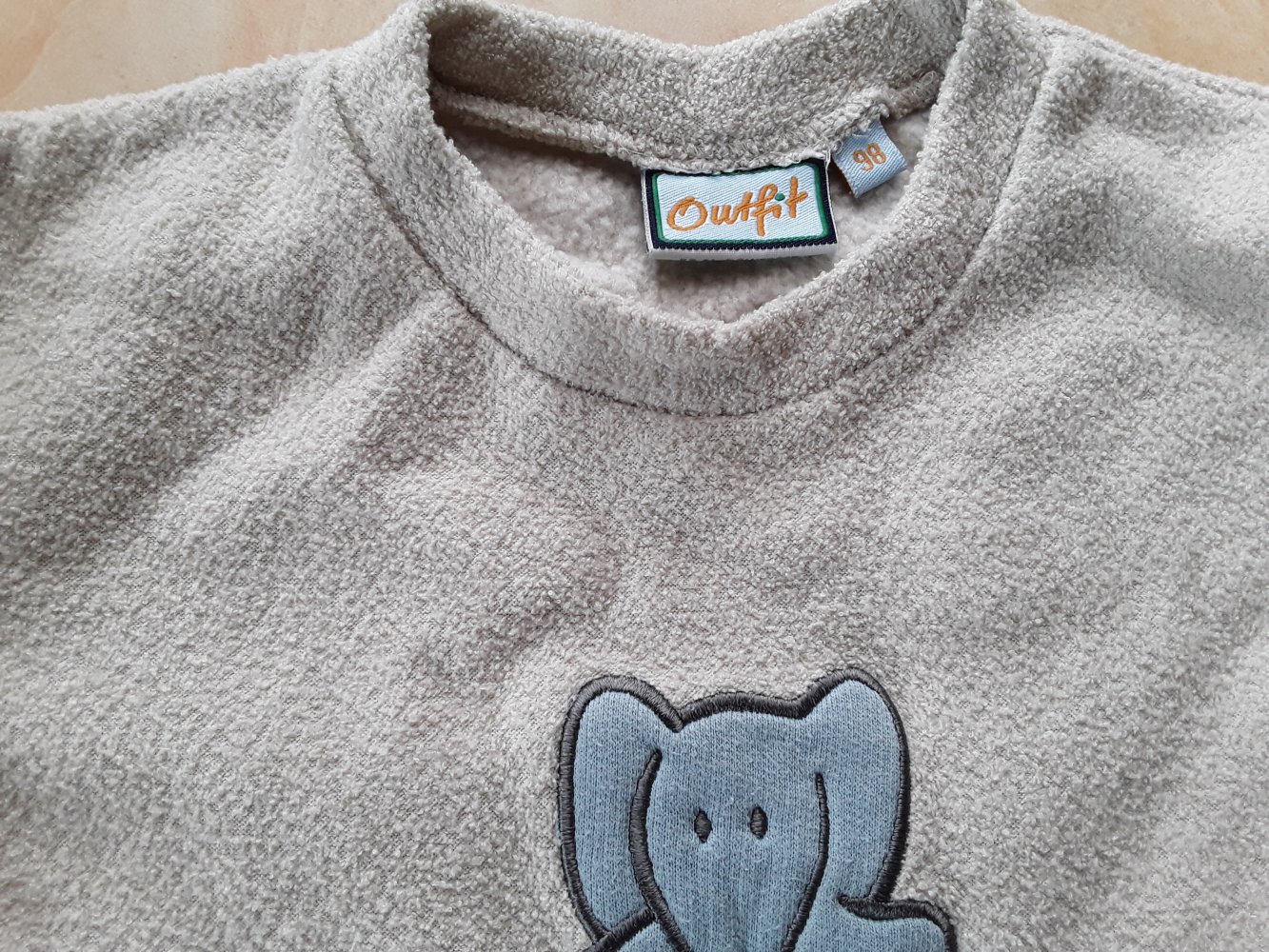 schöner warmer Pullover in Gr. 98
