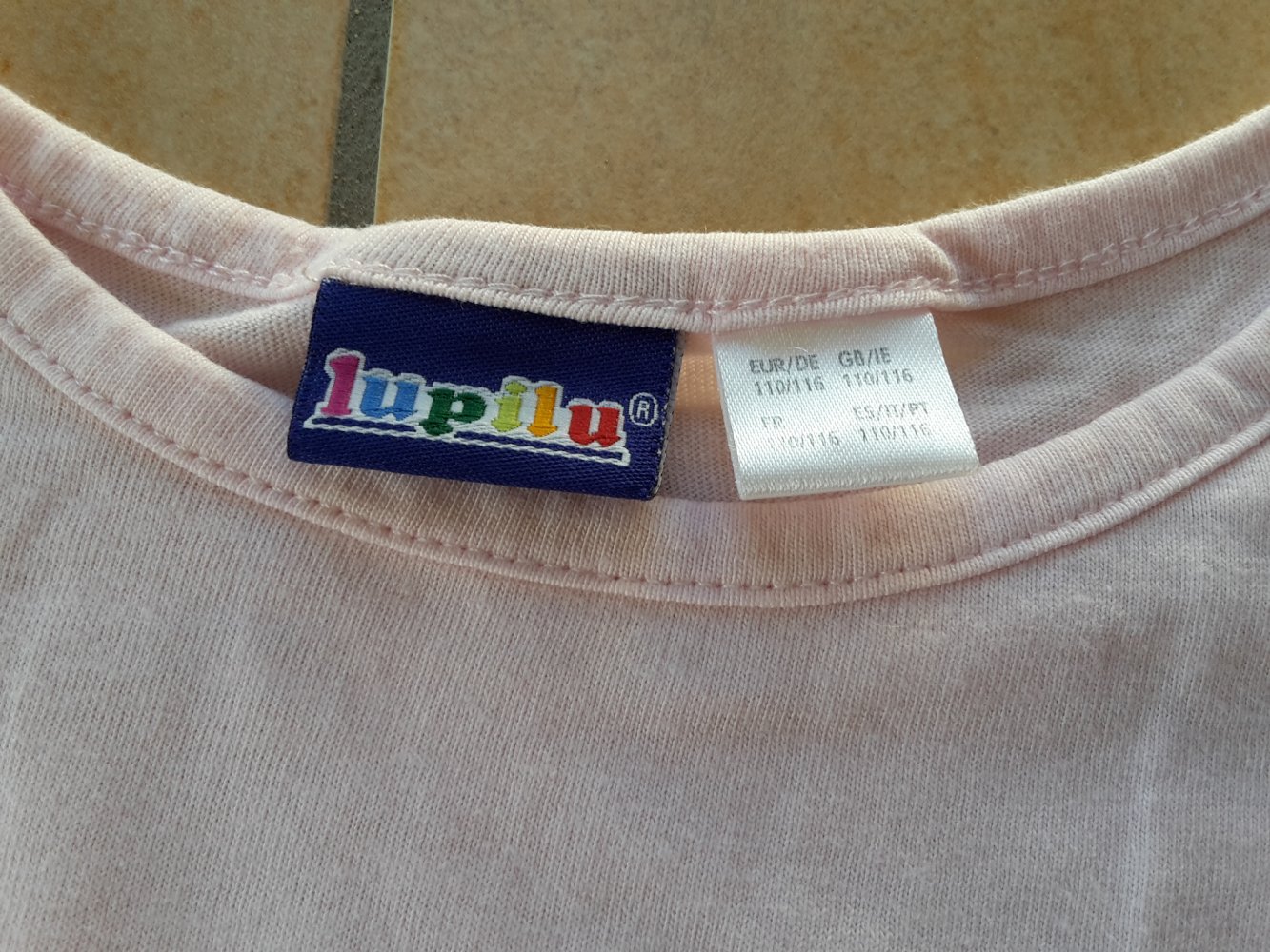 rosafarbenes LAShirt in Gr. 110/116 