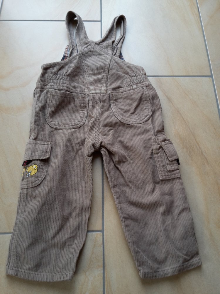 hellbraune Cordlatzhose in Gr. 92