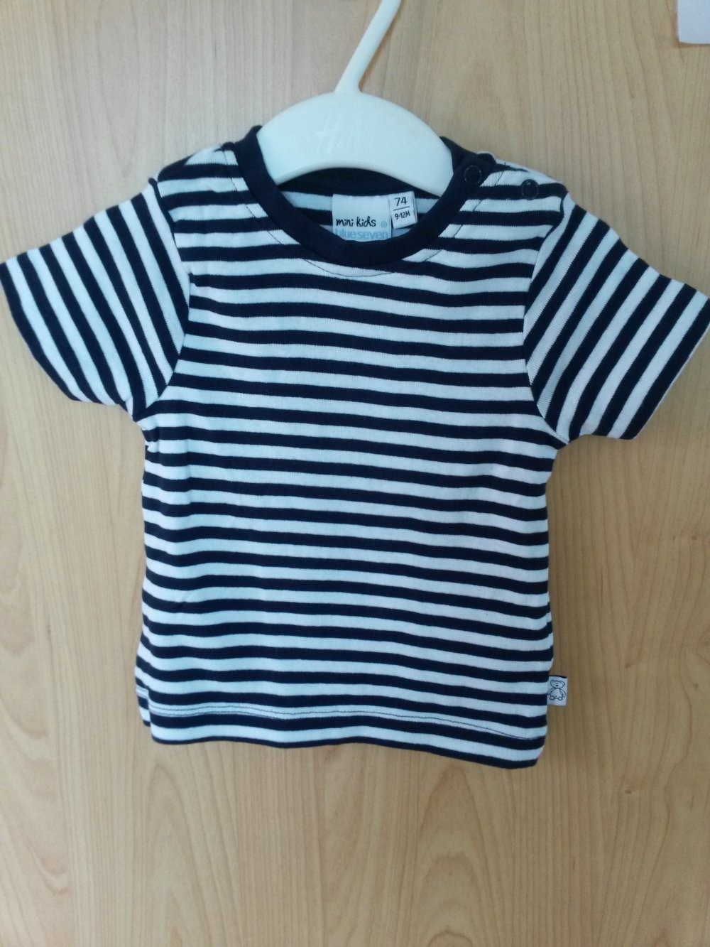 schönes, gestreiftes T-Shirt in Gr. 74 von Blue Seven